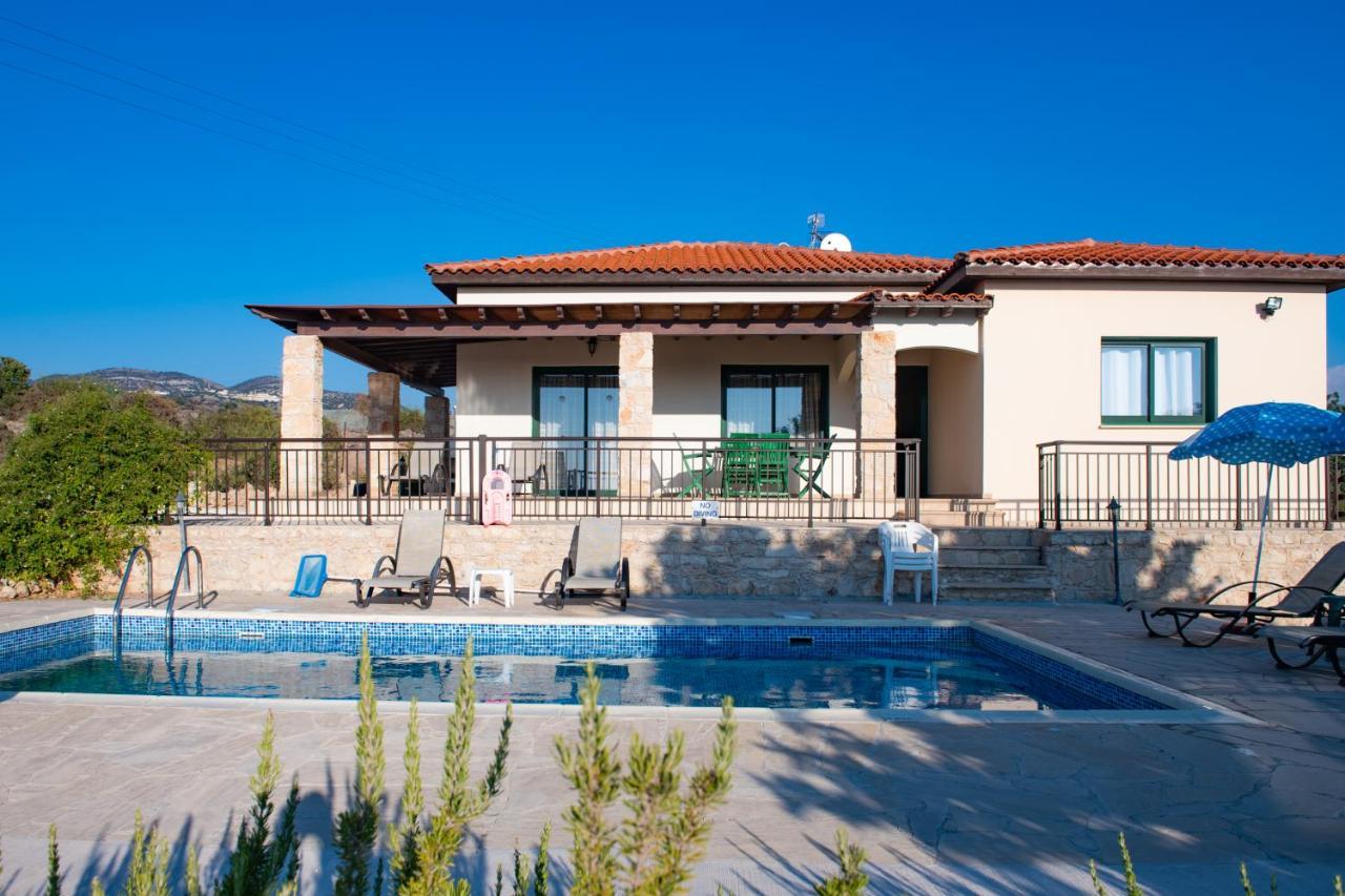 Adonis Villa Coral Bay Esterno foto